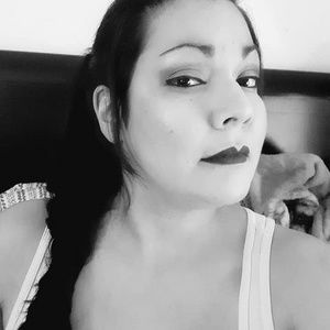 Meet your Posher, Mercy